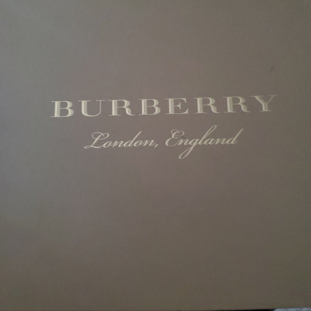 Burberry boots - Picture 8 of 8